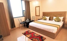 Hotel Darshini Inn Haridwar 2*